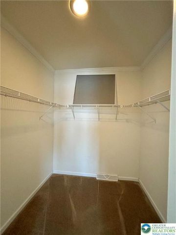 203 independence, Upper Mt Bethel Twp, PA 18343