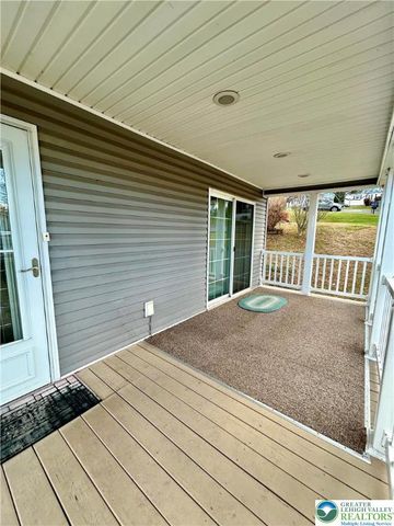 203 independence, Upper Mt Bethel Twp, PA 18343