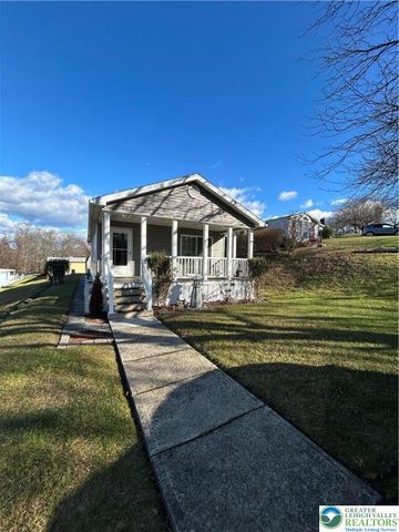 203 independence, Upper Mt Bethel Twp, PA 18343