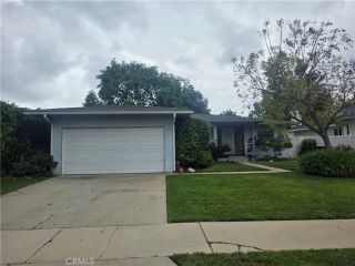 19132 Friar, Tarzana, CA 91335