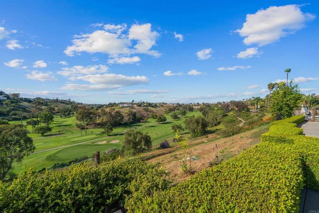 2304 Back Nine Street, Oceanside, CA 92056