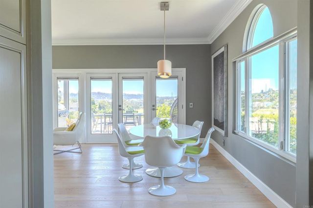 2304 Back Nine Street, Oceanside, CA 92056