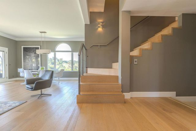 2304 Back Nine Street, Oceanside, CA 92056