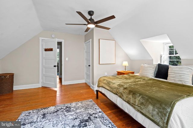 7438 BALTIMORE AVE, Takoma Park, MD 20912