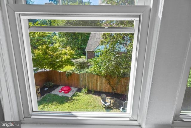 7438 BALTIMORE AVE, Takoma Park, MD 20912