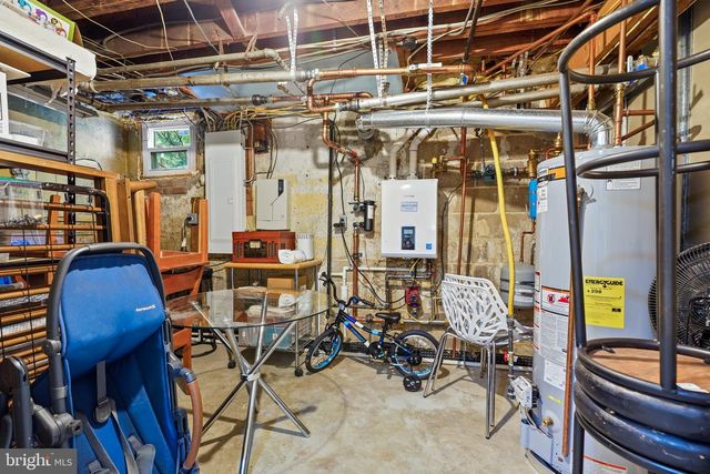 7438 BALTIMORE AVE, Takoma Park, MD 20912