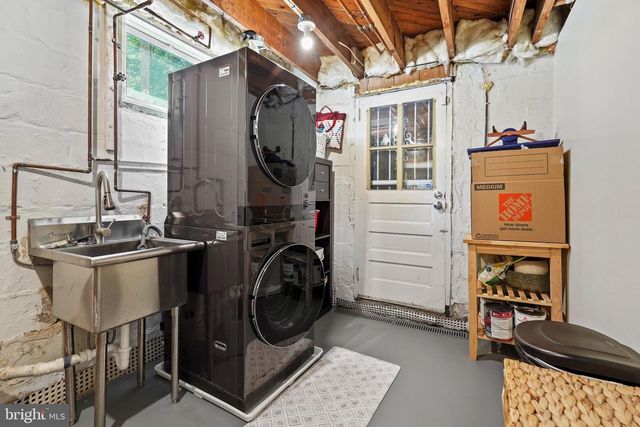 7438 BALTIMORE AVE, Takoma Park, MD 20912