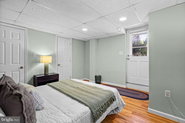 7438 BALTIMORE AVE, Takoma Park, MD 20912