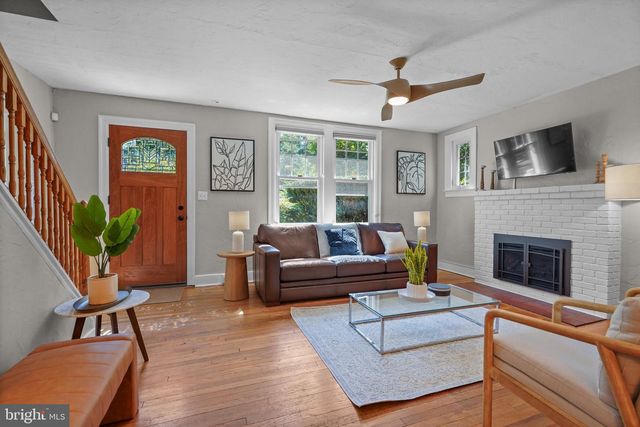 7438 BALTIMORE AVE, Takoma Park, MD 20912