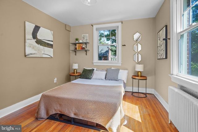 7438 BALTIMORE AVE, Takoma Park, MD 20912