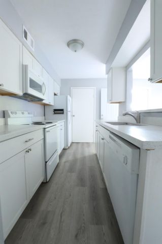 4624 W Orange Street, Pearland, TX 77581