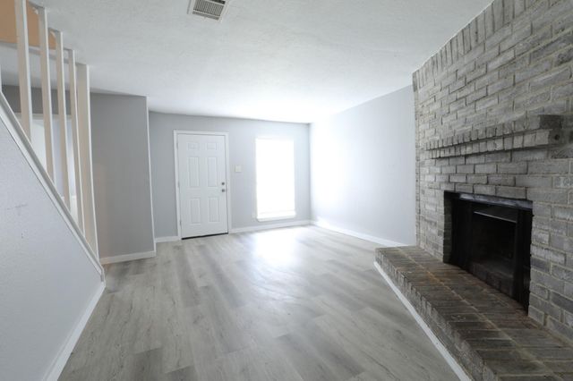 4624 W Orange Street, Pearland, TX 77581