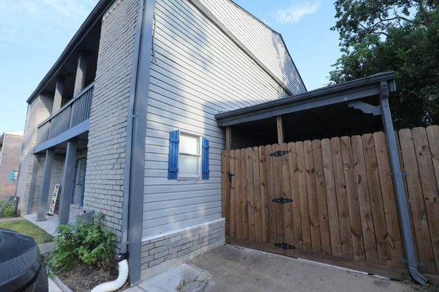 4624 W Orange Street, Pearland, TX 77581