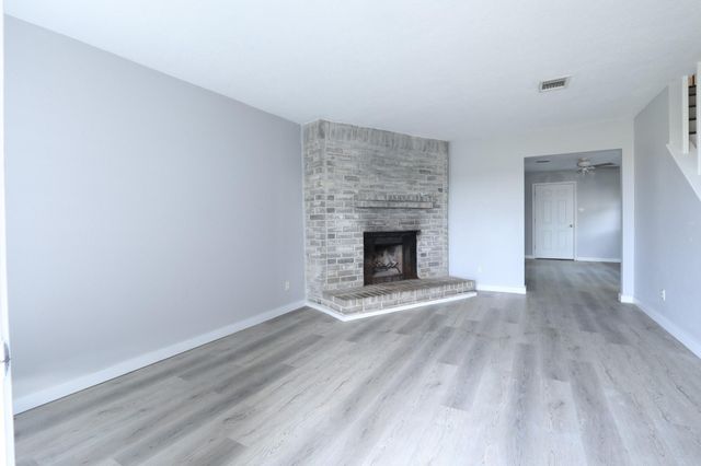 4624 W Orange Street, Pearland, TX 77581