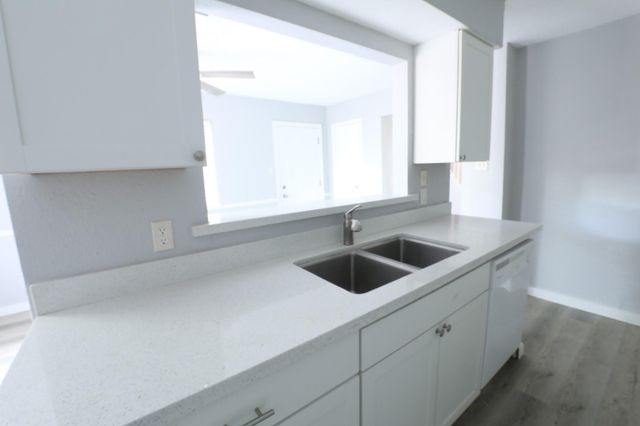 4624 W Orange Street, Pearland, TX 77581