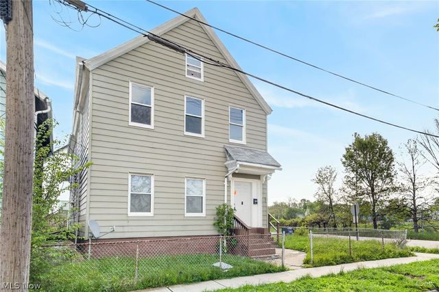 2763 W 32nd Street, Cleveland, OH 44113