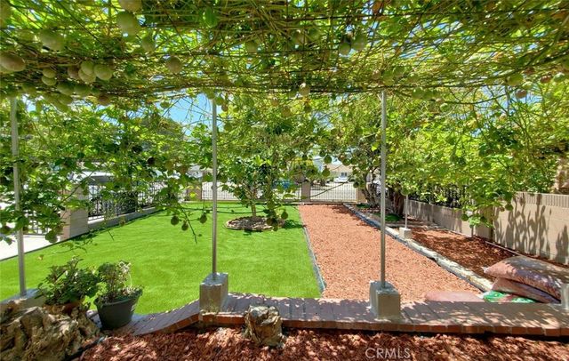 1217 S Huron, Santa Ana, CA 92704