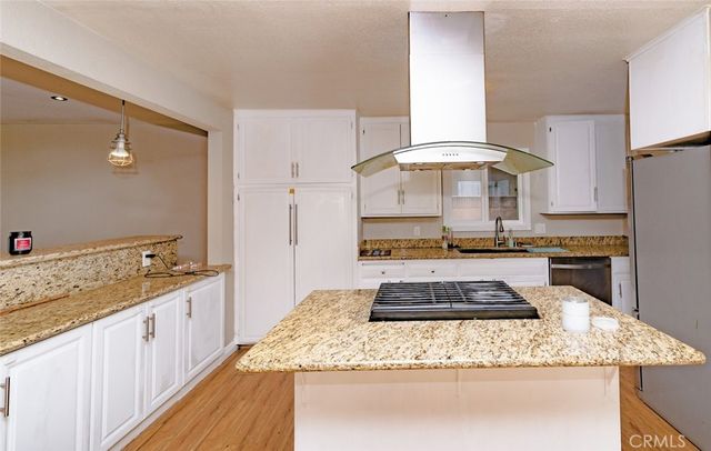 1217 S Huron, Santa Ana, CA 92704
