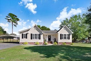 102 Pine Tree Lane, Four Oaks, NC 27524