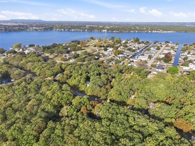 4631 Lyndi Lane, Granbury, TX 76049