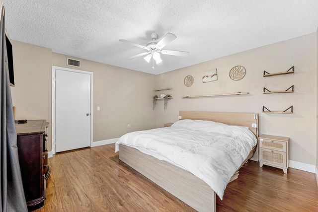 4124 41st Way, West Palm Beach, FL 33407