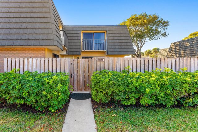 4124 41st Way, West Palm Beach, FL 33407
