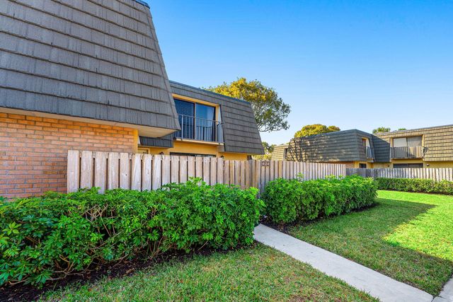 4124 41st Way, West Palm Beach, FL 33407