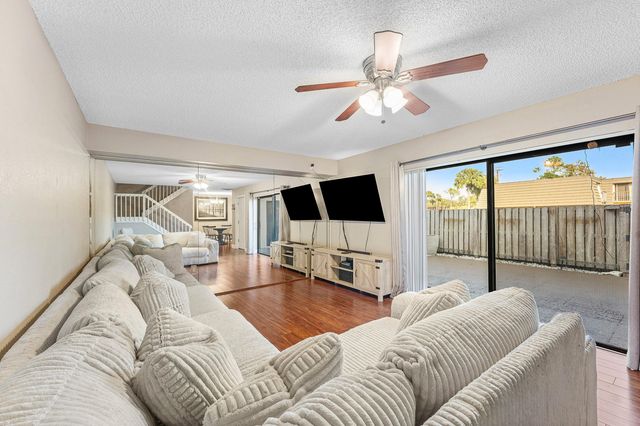 4124 41st Way, West Palm Beach, FL 33407