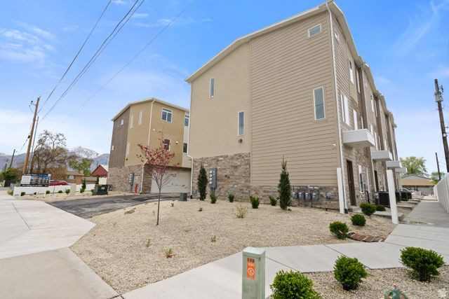 7214 S RAMANEE DR, Midvale, UT 84047