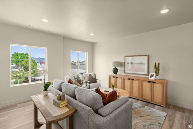 7214 S RAMANEE DR, Midvale, UT 84047
