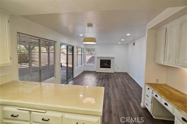 447 W Avenue J12, Lancaster, CA 93534