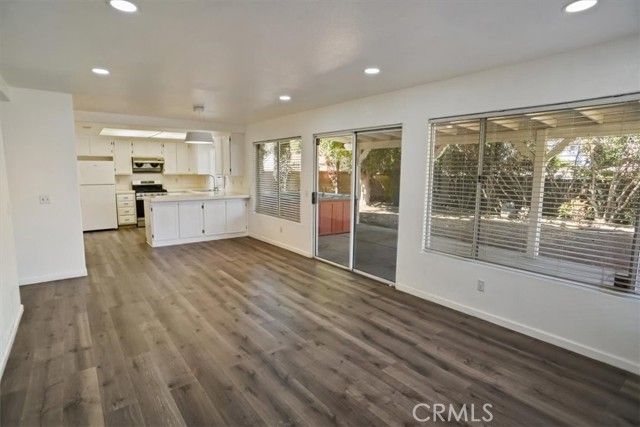 447 W Avenue J12, Lancaster, CA 93534