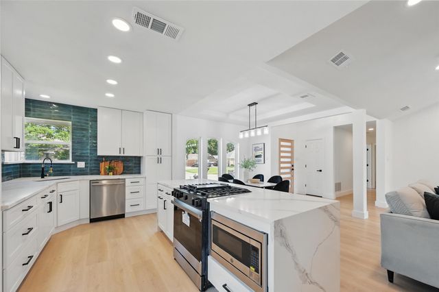 1429 Waterford Place, Garland, TX 75044
