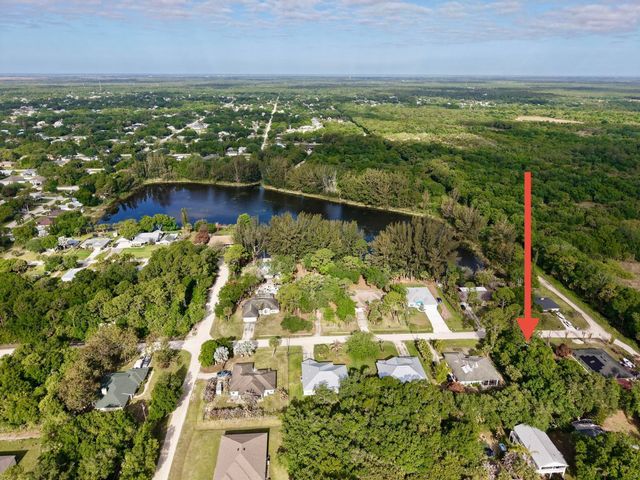 8856 93rd Court, Vero Beach, FL 32967
