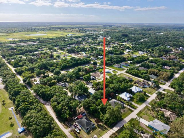 8856 93rd Court, Vero Beach, FL 32967