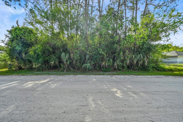 8856 93rd Court, Vero Beach, FL 32967