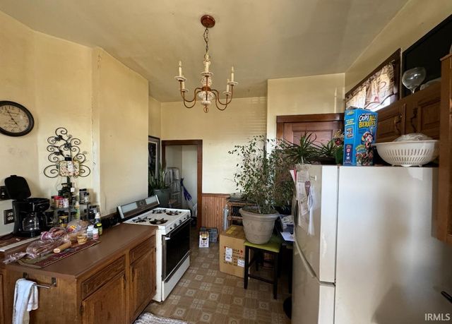 919 Parkview Avenue, Fort Wayne, IN 46802