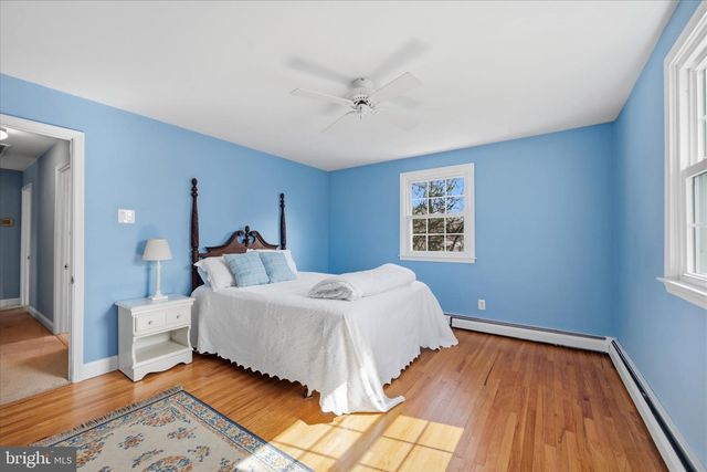 560 WATFORD LN, Berwyn, PA 19312