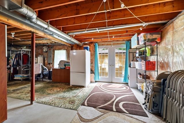 17 Homestead St, Palmer, MA 01069