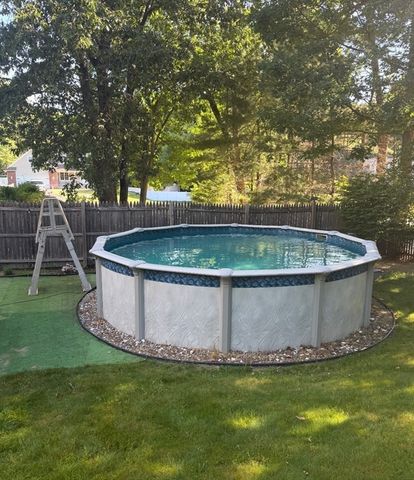 17 Homestead St, Palmer, MA 01069