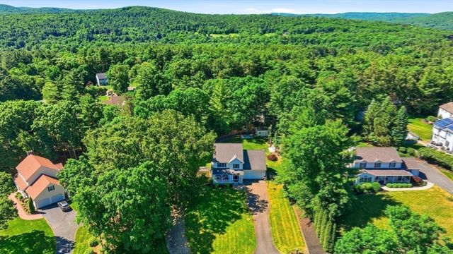 17 Homestead St, Palmer, MA 01069