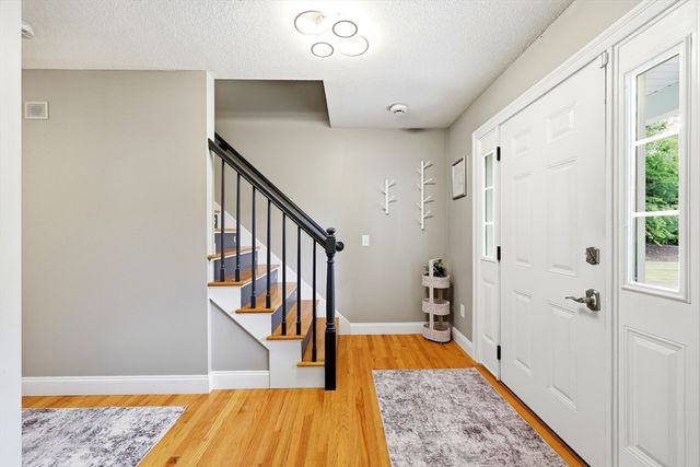 17 Homestead St, Palmer, MA 01069