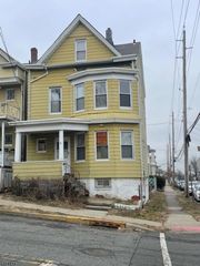 42 Brown Ave, Prospect Park Boro, NJ 07508