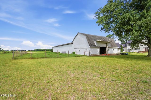 V257 County Road 3, Liberty Center, OH 43532