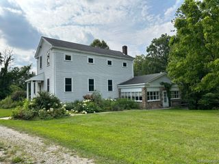 10470 N Rushton Road, Green Oak Township, MI 48178