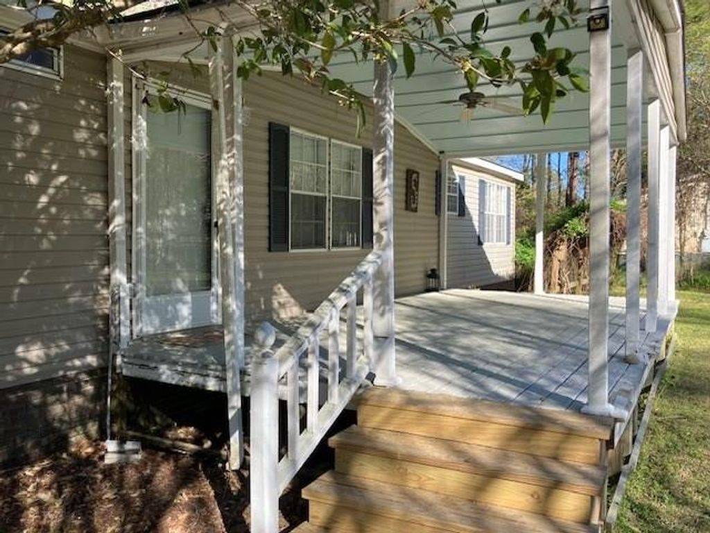 1318 Taw Caw, Summerton, SC 29148