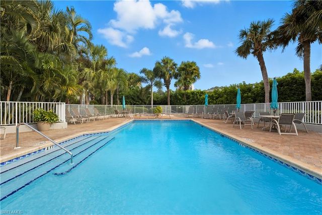 5899 Chanteclair DR # 222, Naples, FL 34108