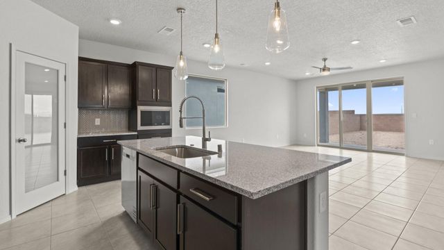 4116 Emerson Drive NE, Rio Rancho, NM 87144