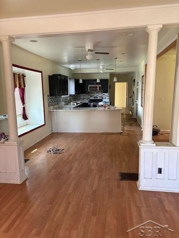 832 E Main Street, Benton Harbor, MI 49022