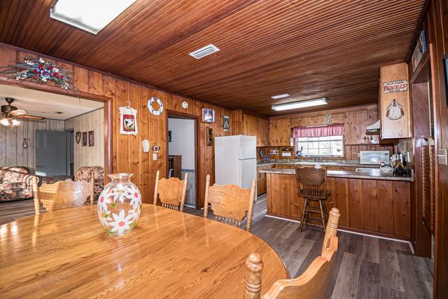 208 Radney St, Columbia, AL 36319